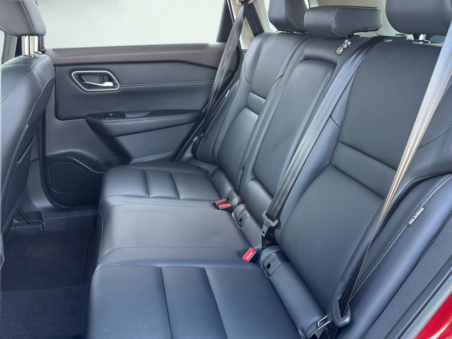 Used 2021 Nissan Rogue SL w/ Premium Package image 18