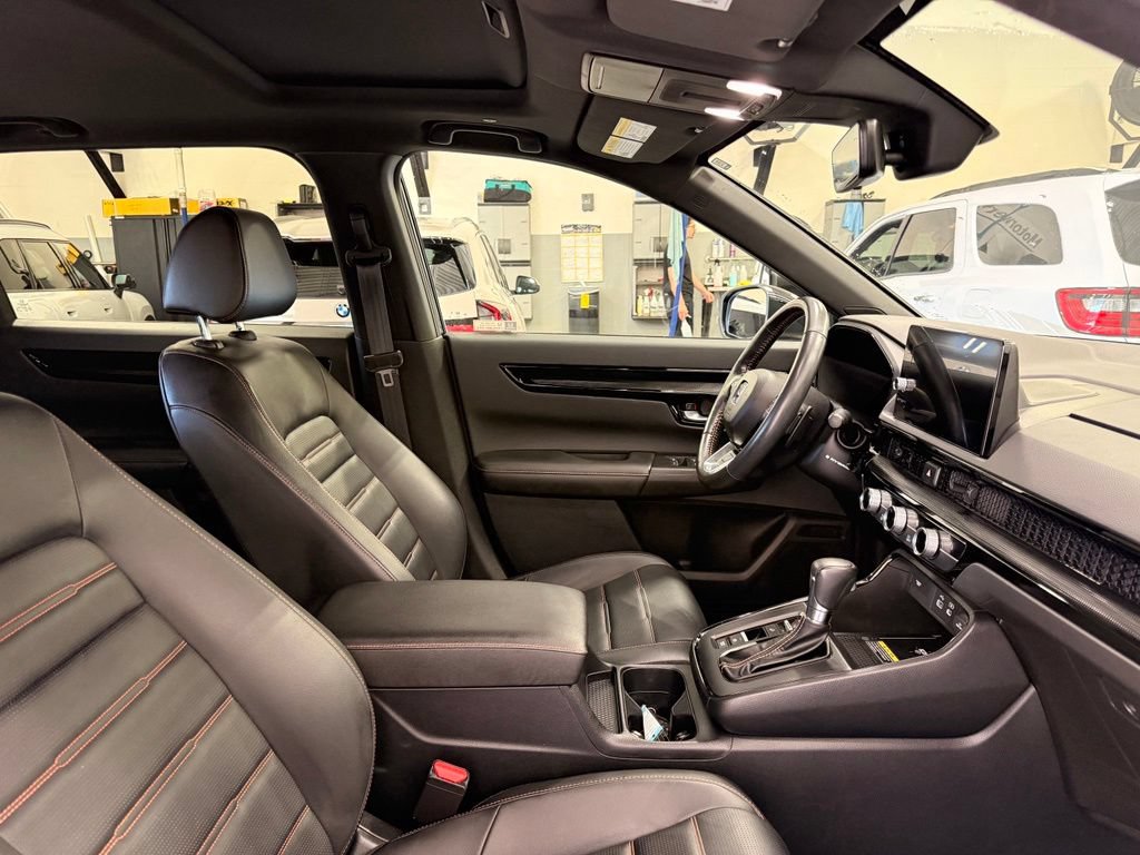 Used 2023 Honda CR-V Sport Touring image 30