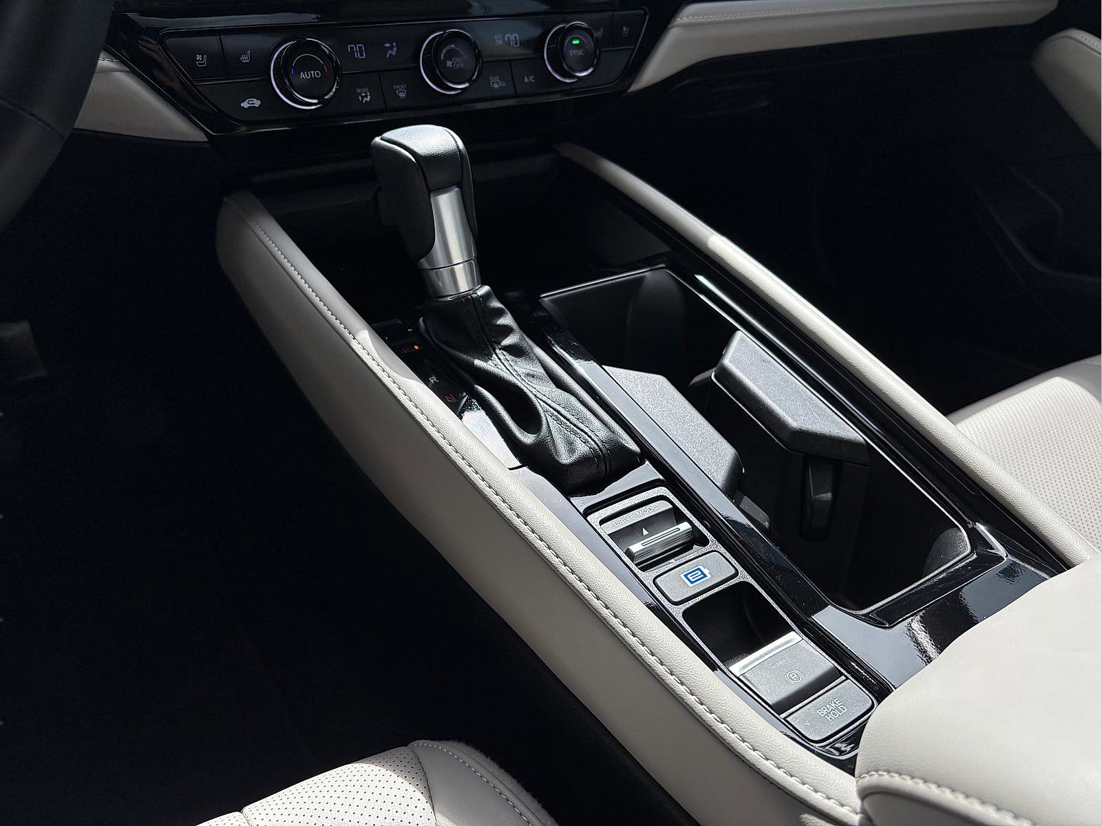 Certified 2025 Honda Accord Touring image 30