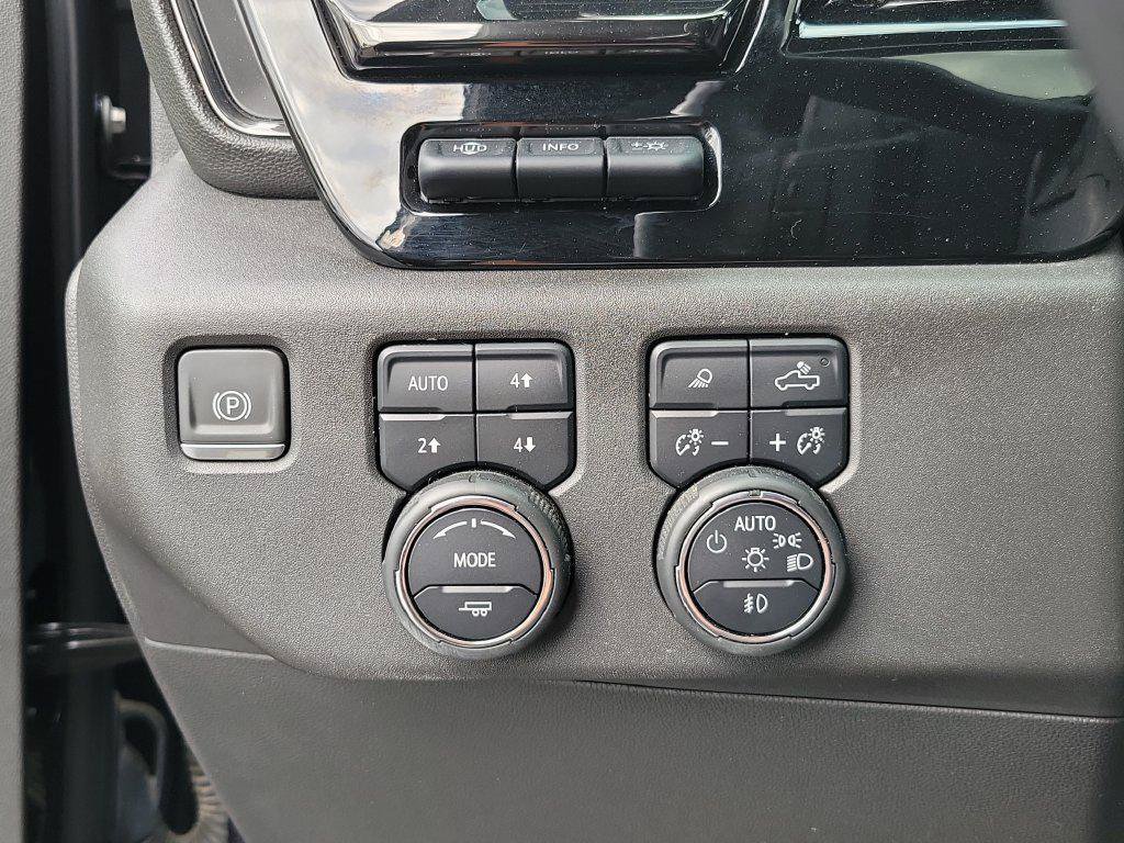 Certified 2023 Chevrolet Silverado 1500 ZR2 w/ Technology Package AWD/4WD image 15