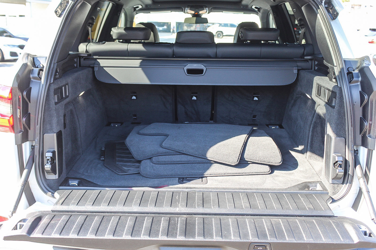 Used 2021 BMW X5 xDrive40i w/ Convenience Package image 26