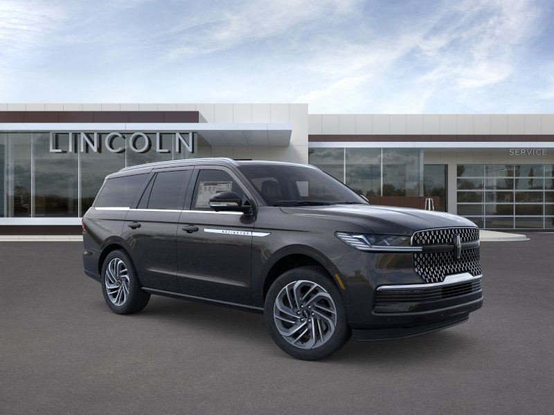 New 2025 Lincoln Navigator Reserve image 7