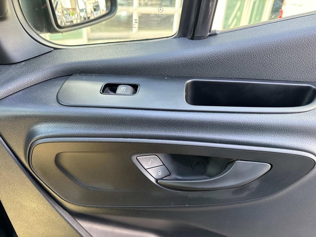 Used 2025 Mercedes-Benz Sprinter 3500 image 15