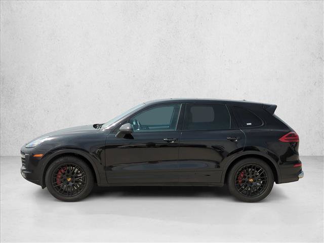 Used 2015 Porsche Cayenne Turbo w/ Premium Plus Package AWD/4WD image 8