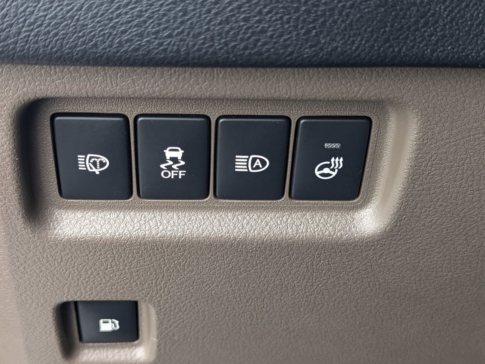 Certified 2021 Lexus GX 460 Premium w/ Accessory Package image 27