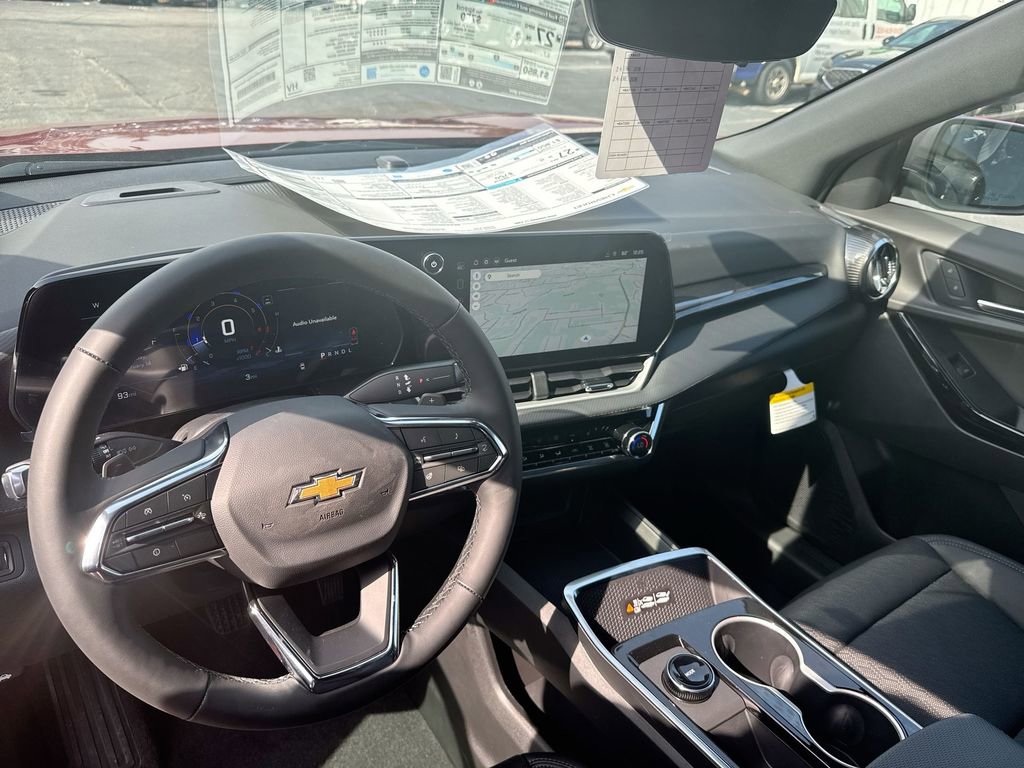 New 2026 Chevrolet Equinox LT w/ Convenience Package II FWD image 30