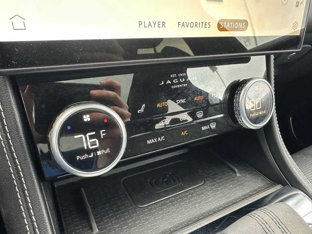 Used 2024 Jaguar F-PACE R-Dynamic S image 25