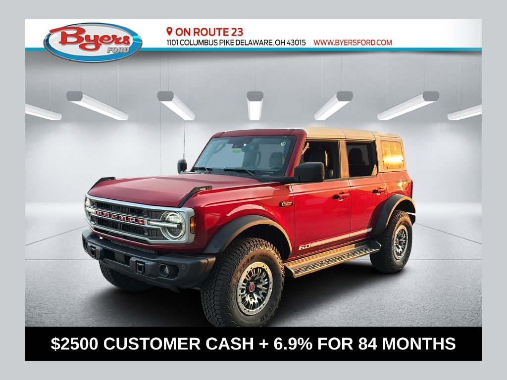 New 2026 Ford Bronco Outer Banks w/ Sasquatch Package