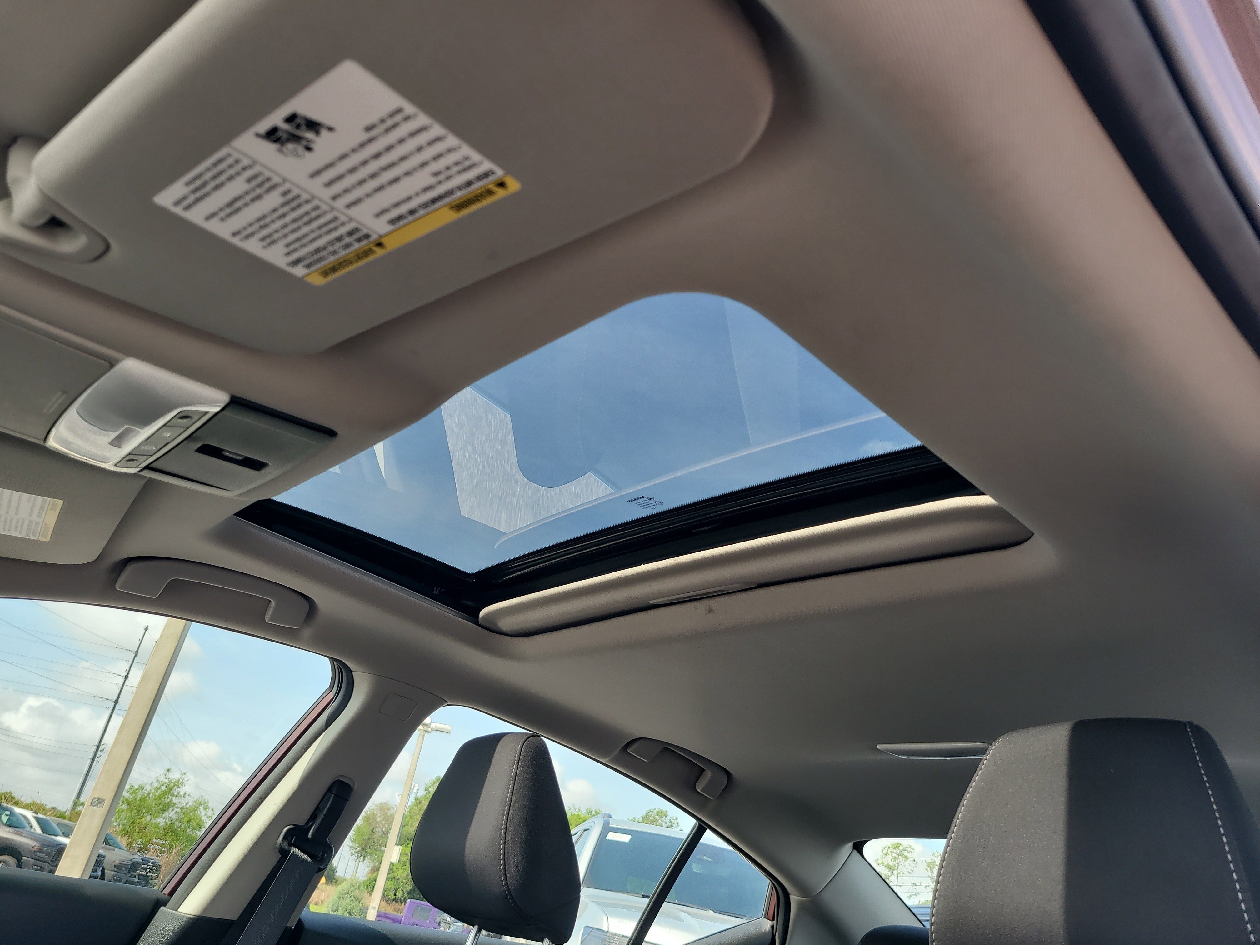 Used 2025 Nissan Altima 2.5 SV w/ SV Special Edition Package image 18