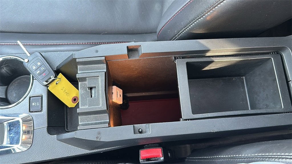 Used 2016 Chevrolet Equinox LTZ w/ Enhanced Convenience Package image 24