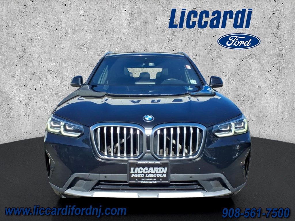 Used 2022 BMW X3 xDrive30i AWD/4WD image 2