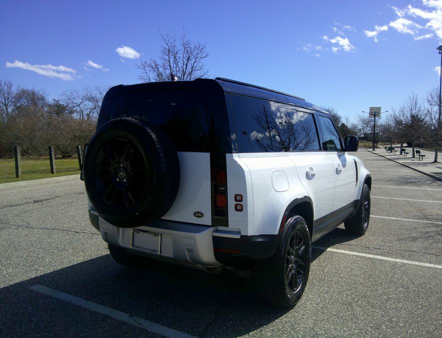 Used 2023 Land Rover Defender 110 S image 56