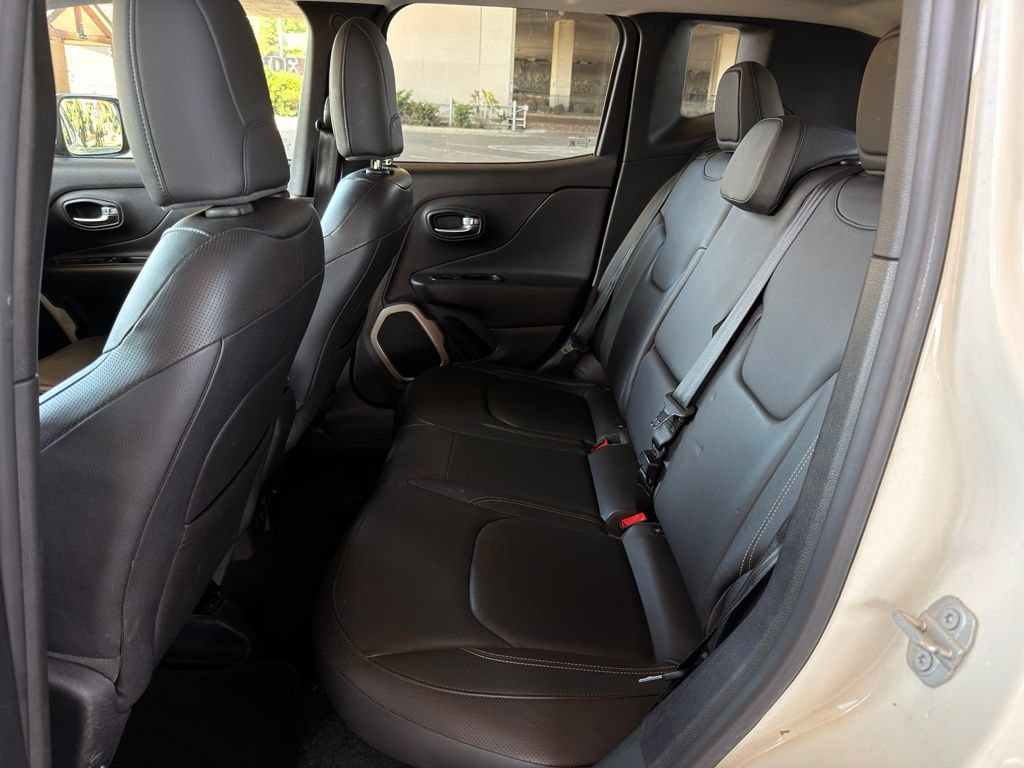 Used 2016 Jeep Renegade Limited AWD/4WD image 27