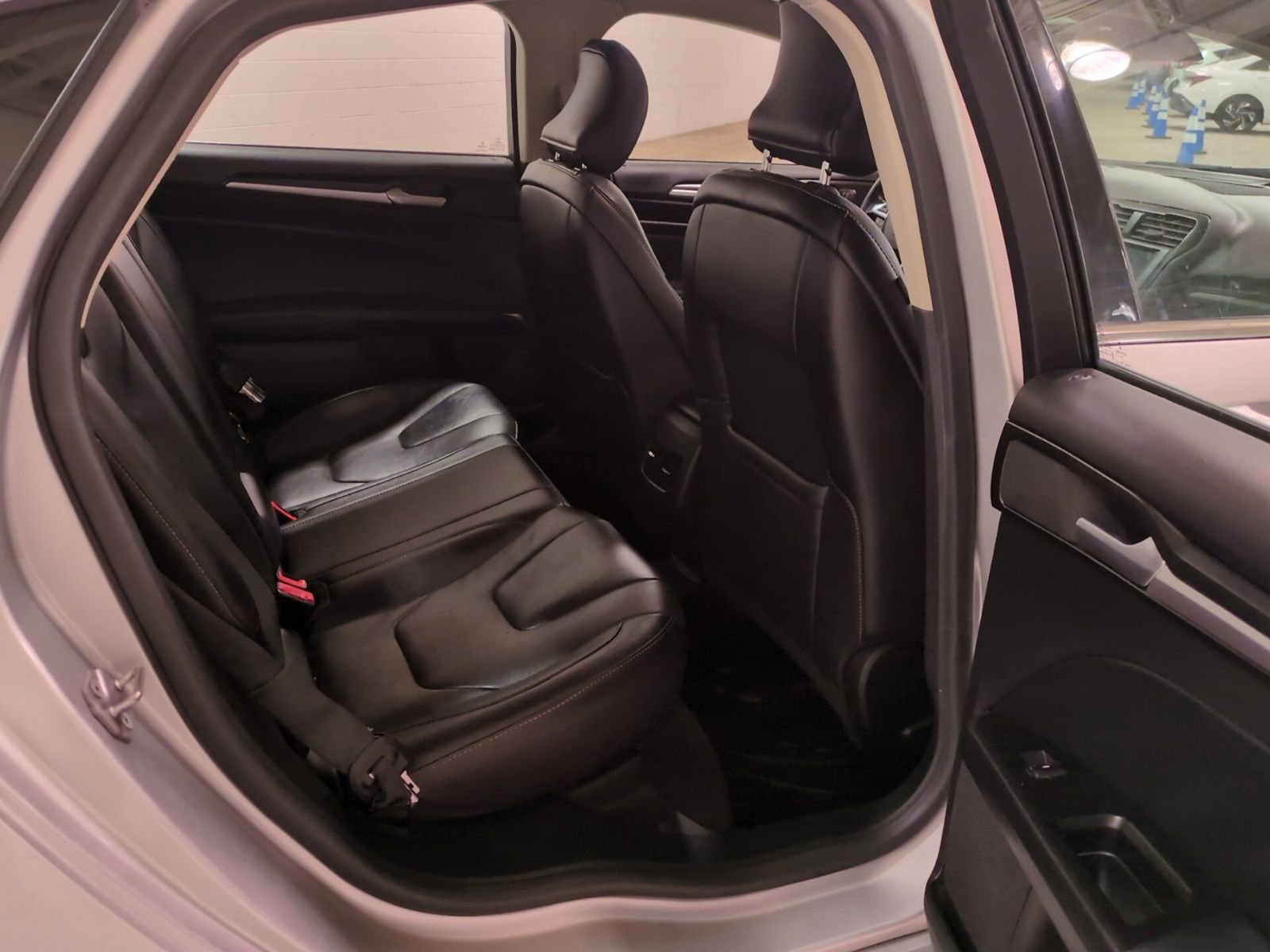 Used 2019 Ford Fusion Titanium image 12