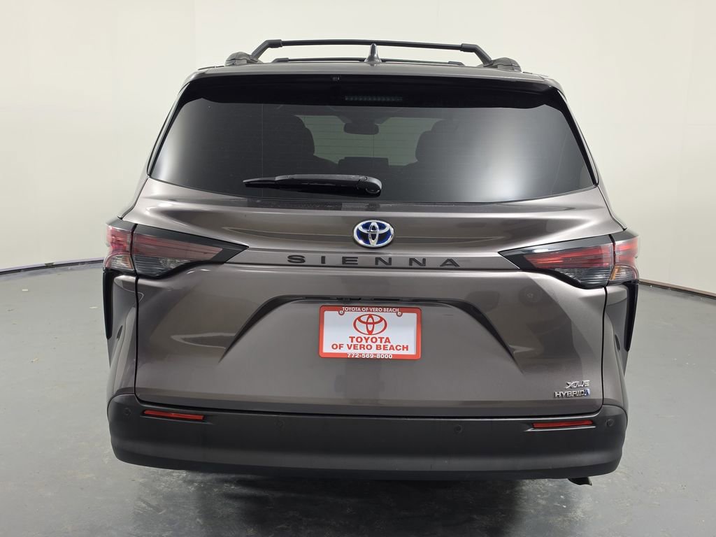 Certified 2024 Toyota Sienna XLE w/ XLE Plus Package FWD image 5