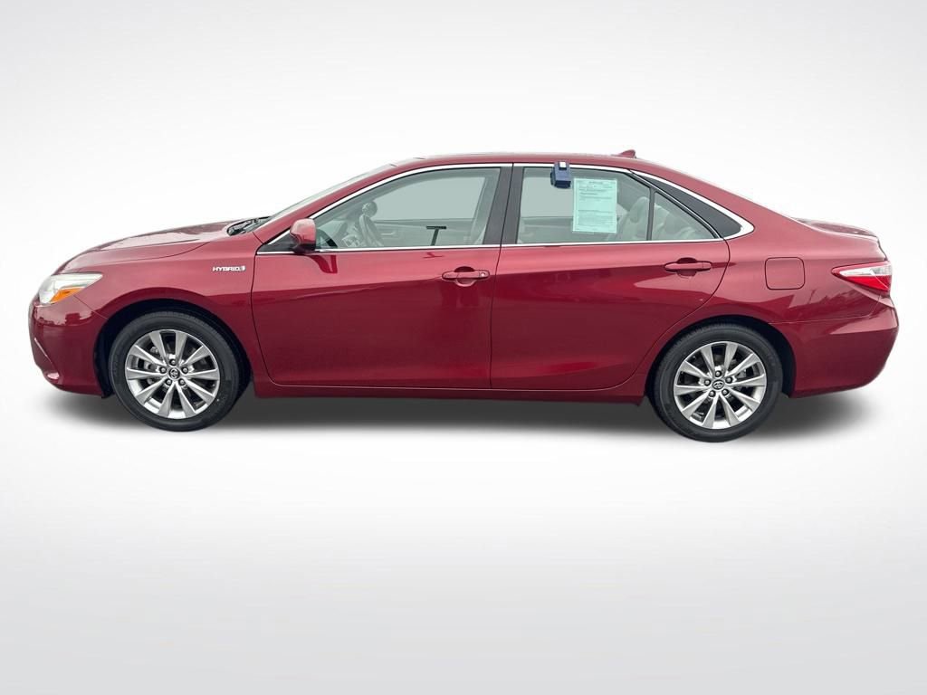 Used 2017 Toyota Camry XLE image 4