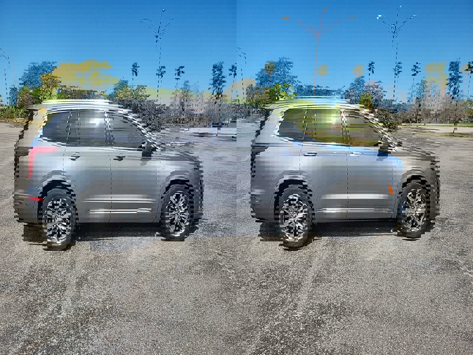 Certified 2021 Cadillac XT6 Premium Luxury image 5