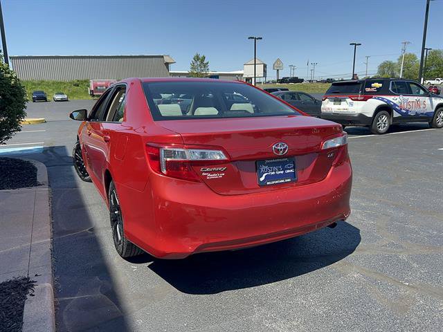 Used 2012 Toyota Camry LE FWD image 5