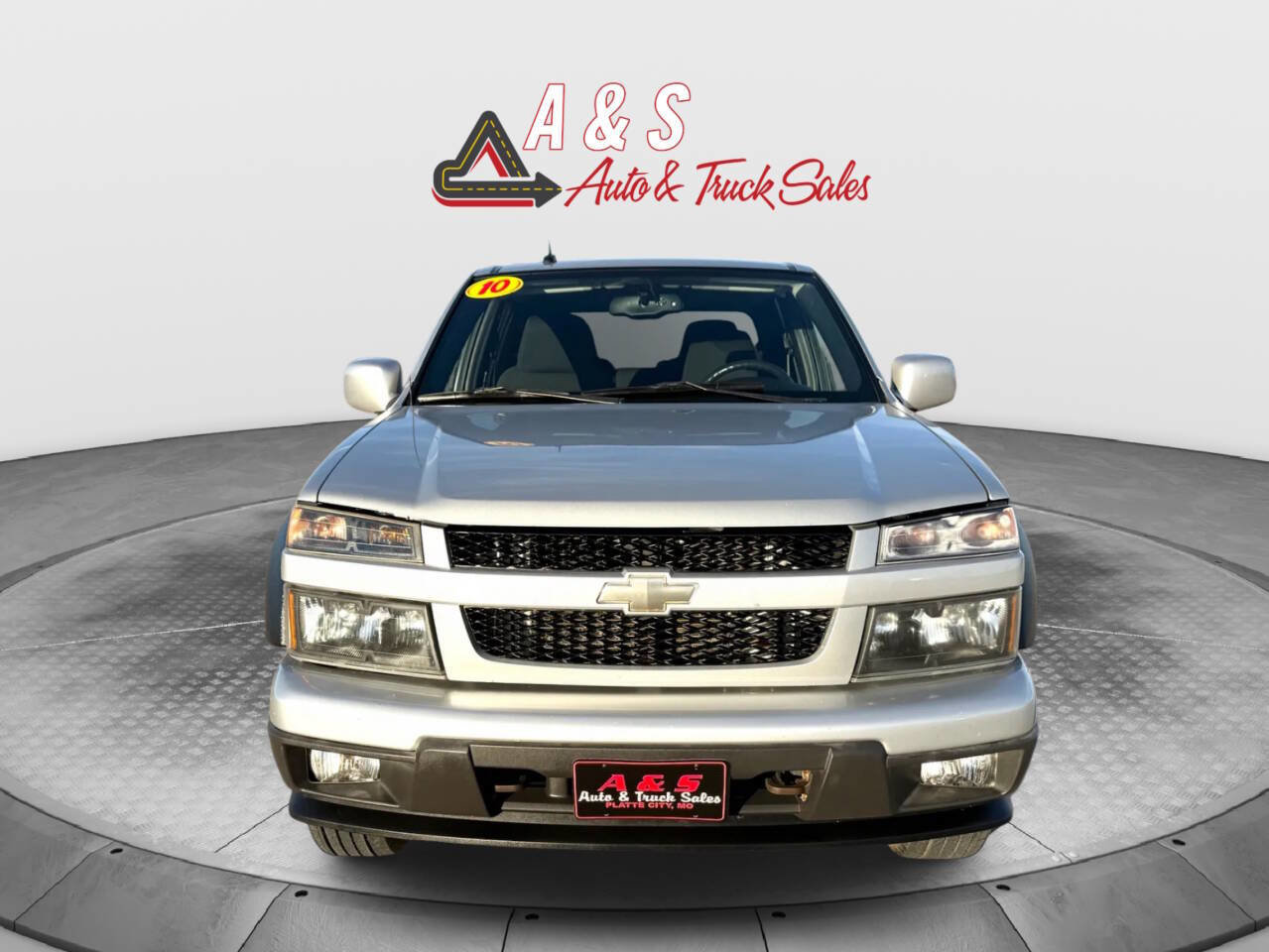 Used 2010 Chevrolet Colorado LT image 2