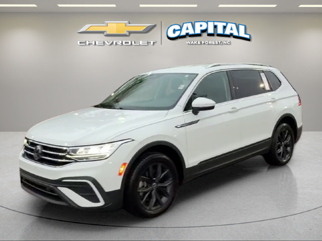 Used 2024 Volkswagen Tiguan SE