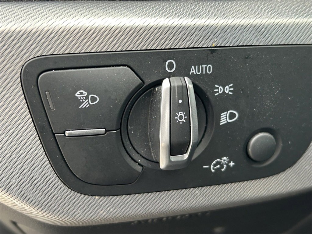 Used 2025 Audi A5 2.0T Premium Plus image 31