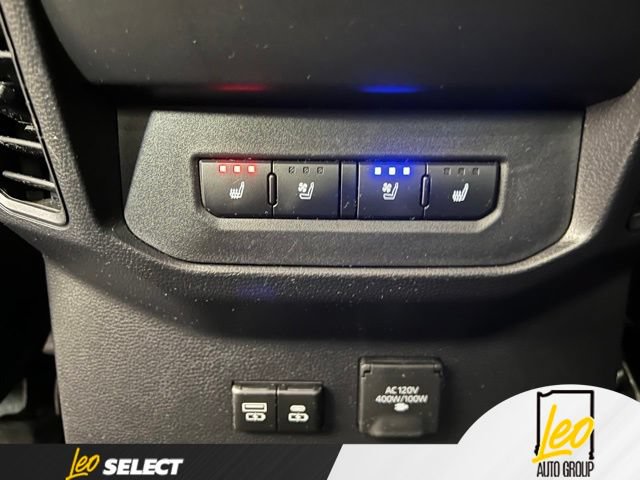 Used 2025 Toyota Tundra Platinum AWD/4WD image 19