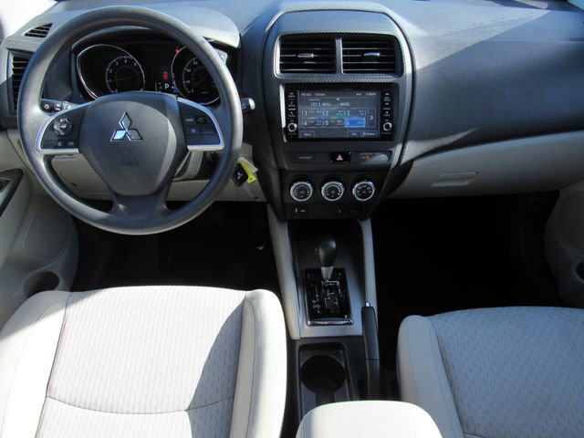 Used 2018 Mitsubishi Outlander Sport LE AWD/4WD image 16