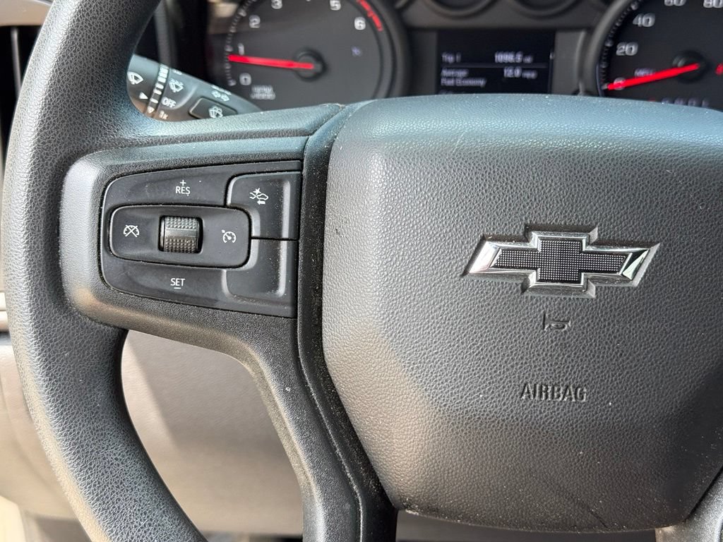 Used 2026 Chevrolet Silverado 2500 Custom w/ Custom Blackout Package AWD/4WD image 17