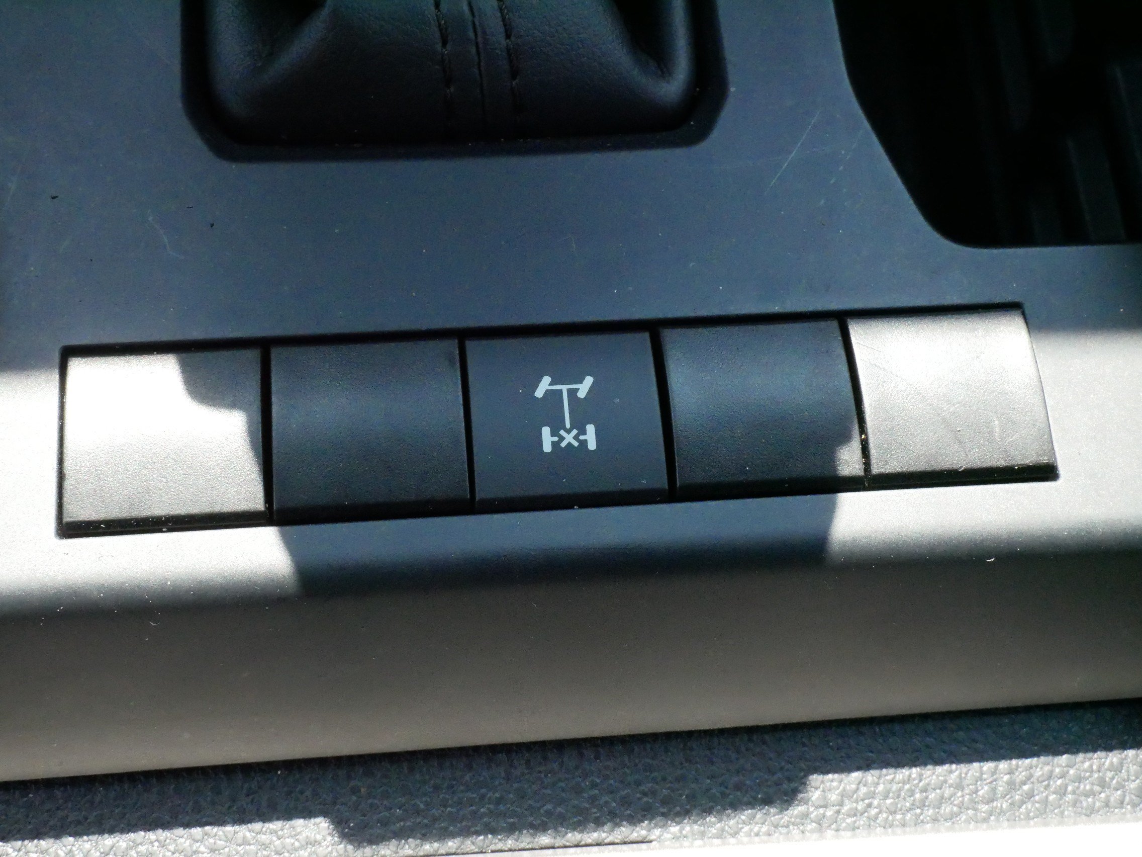 Used 2024 Toyota Tacoma TRD Off-Road AWD/4WD image 30