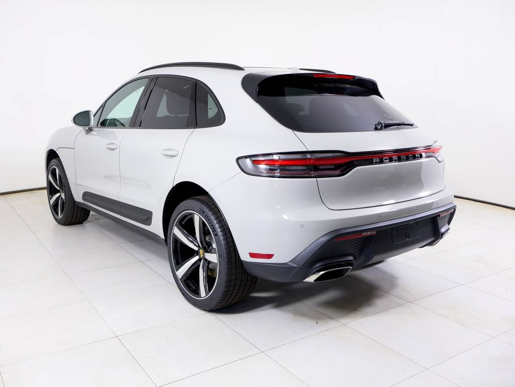 New 2026 Porsche Macan AWD/4WD image 3