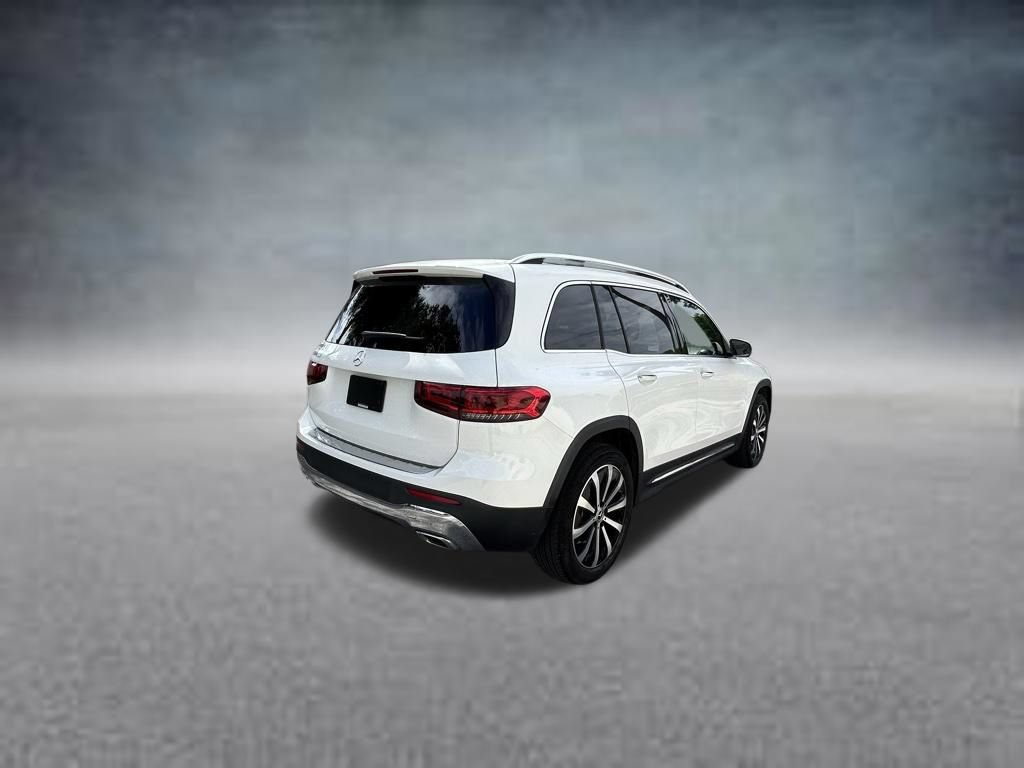 Used 2022 Mercedes-Benz GLB 250 w/ Premium Package Lite image 7