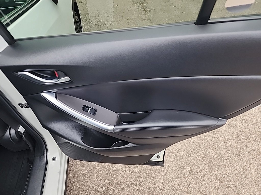 Used 2016 MAZDA CX-5 Grand Touring image 28