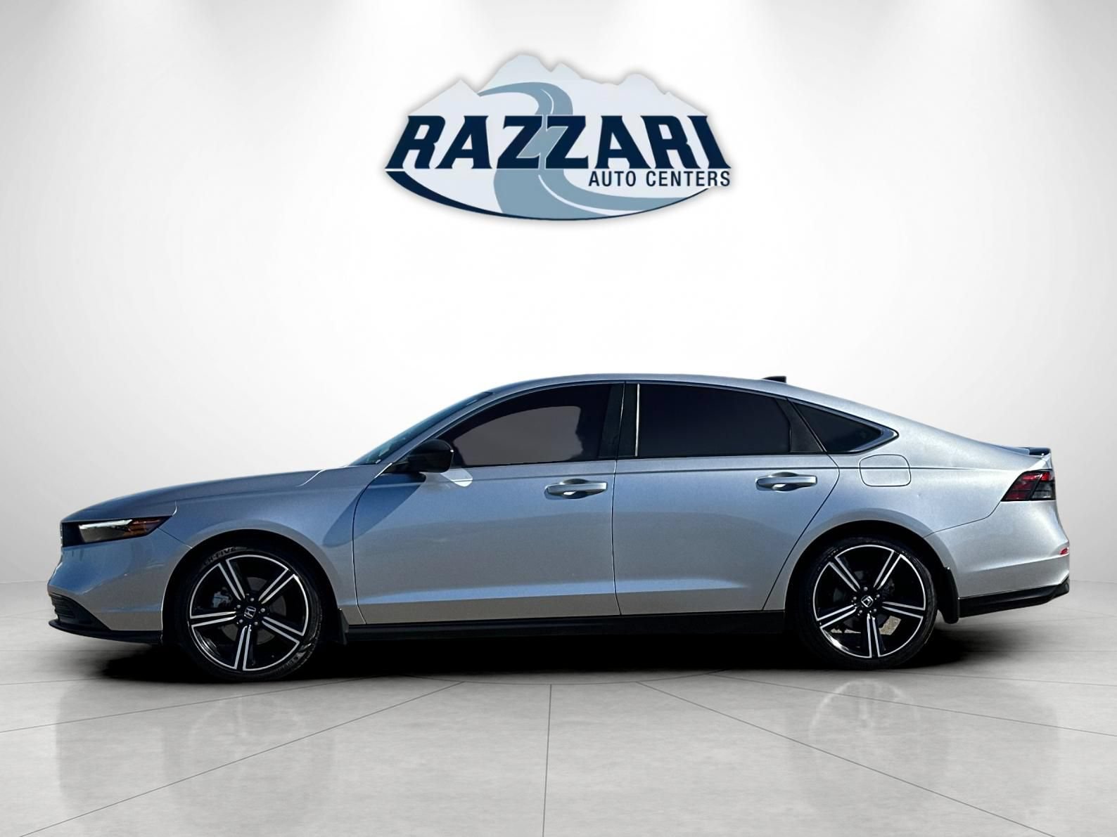 Used 2024 Honda Accord Sport image 6