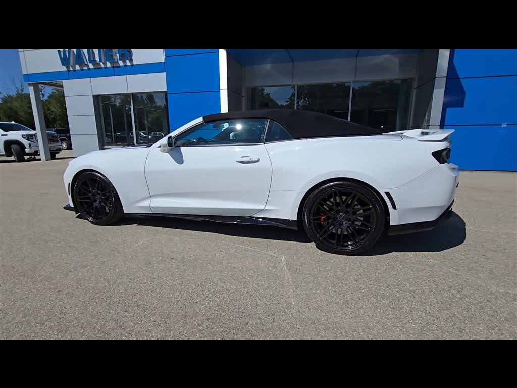 Used 2018 Chevrolet Camaro ZL1 image 6