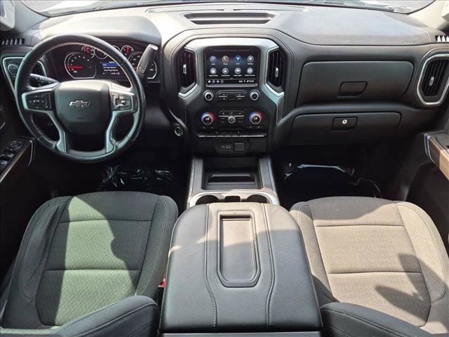 Used 2022 Chevrolet Silverado 1500 LT Trail Boss w/ Bed Protection Package AWD/4WD image 18
