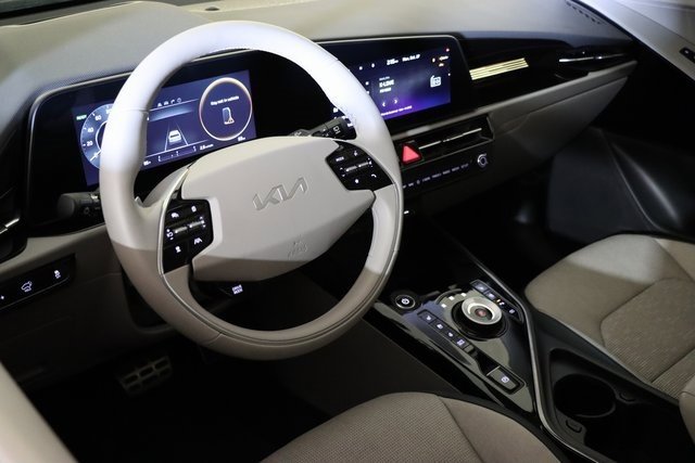 Used 2023 Kia Niro Wave image 22