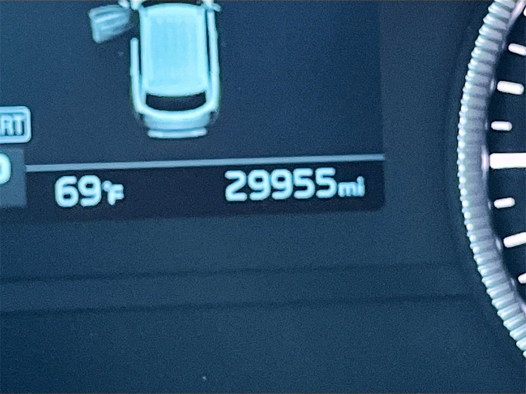 Used 2022 Kia Telluride EX image 11