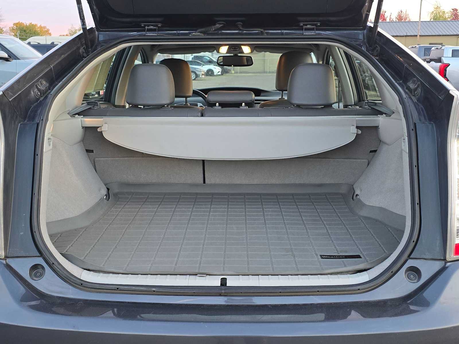 Used 2011 Toyota Prius Four w/ Solar Roof Pkg FWD image 17