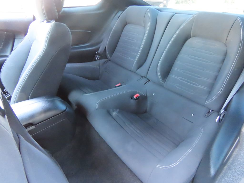 Used 2017 Ford Mustang GT RWD image 27
