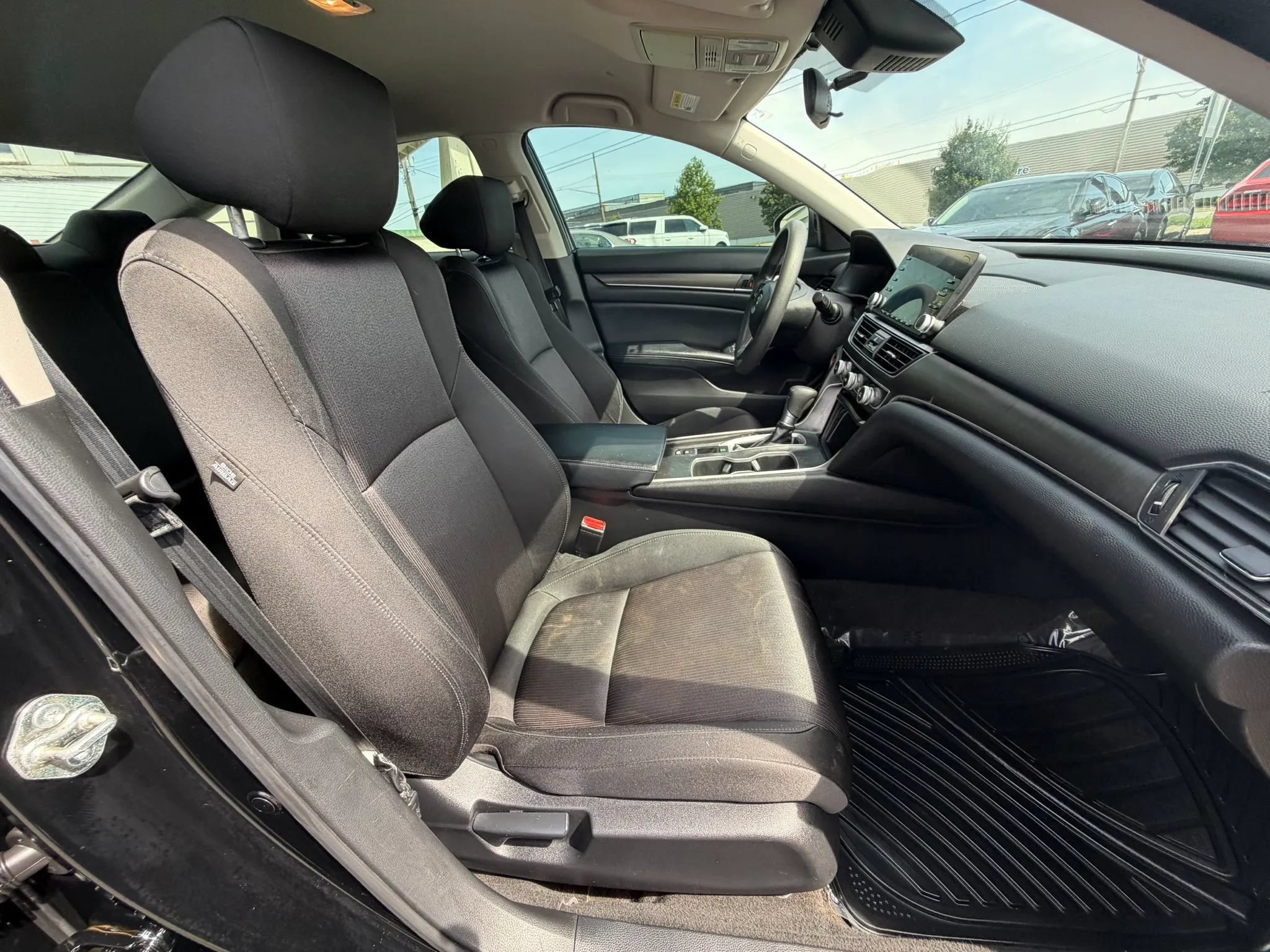 Used 2018 Honda Accord LX image 26