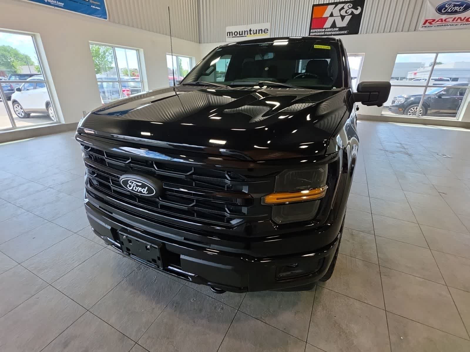 Used 2024 Ford F150 XLT w/ XLT Black Appearance Package AWD/4WD image 3