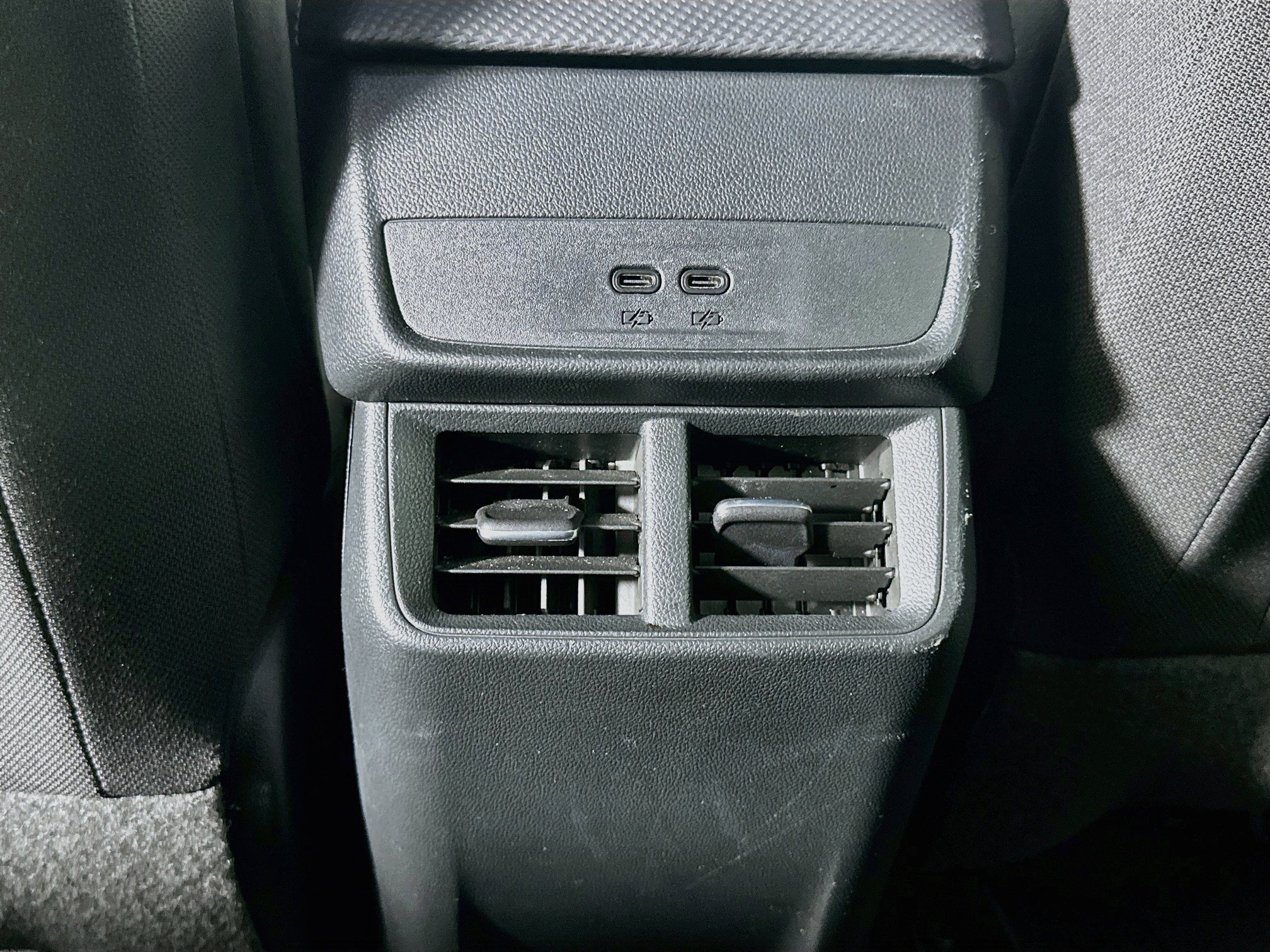 Used 2025 Chevrolet Equinox LT FWD image 27