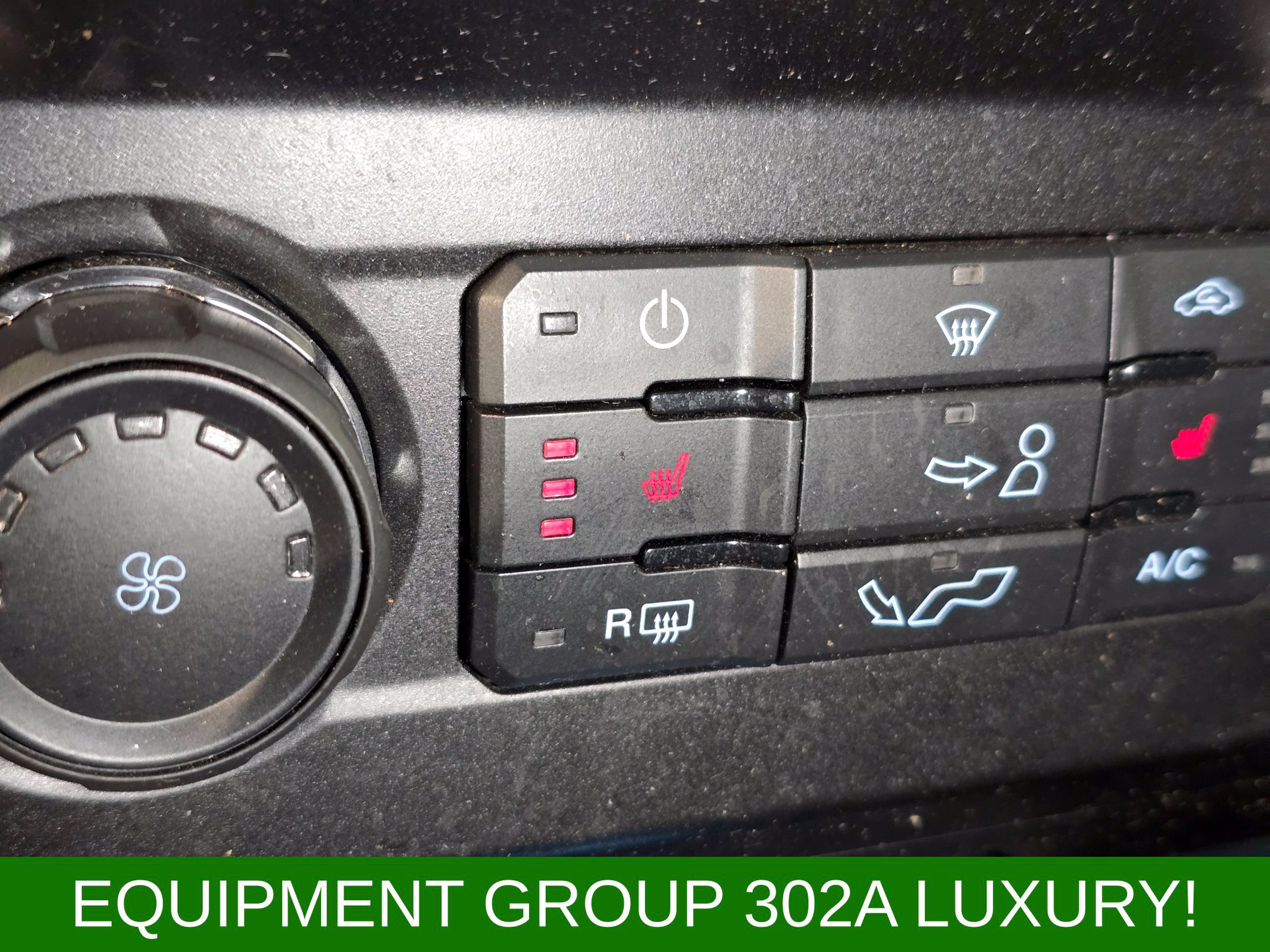 Used 2020 Ford F150 XLT w/ Equipment Group 302A Luxury AWD/4WD image 19