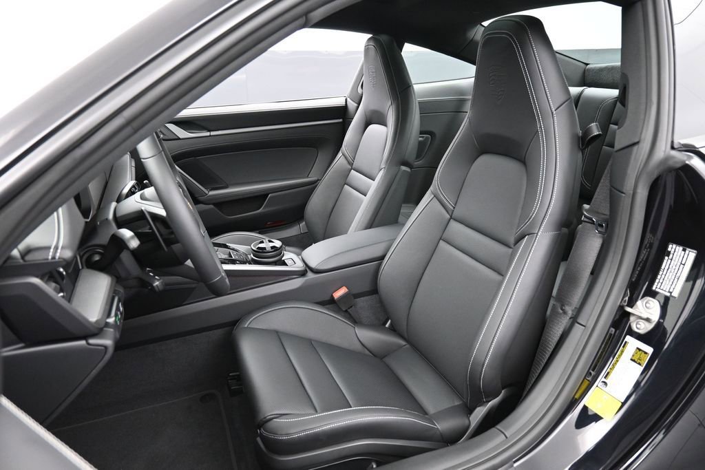 New 2026 Porsche 911 Carrera RWD image 5