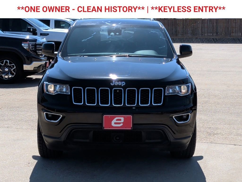 Used 2021 Jeep Grand Cherokee Laredo image 2