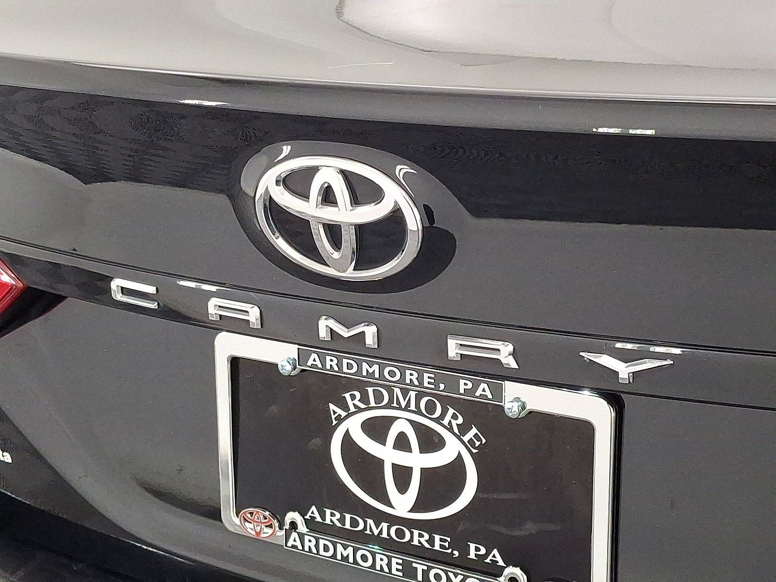 Used 2020 Toyota Camry LE FWD image 15