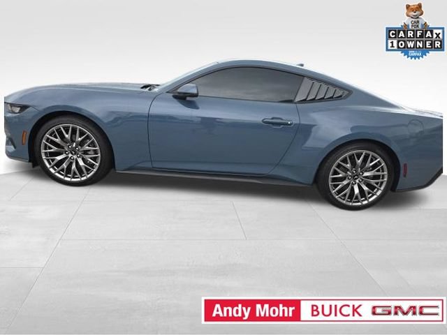 Used 2025 Ford Mustang Premium RWD image 12