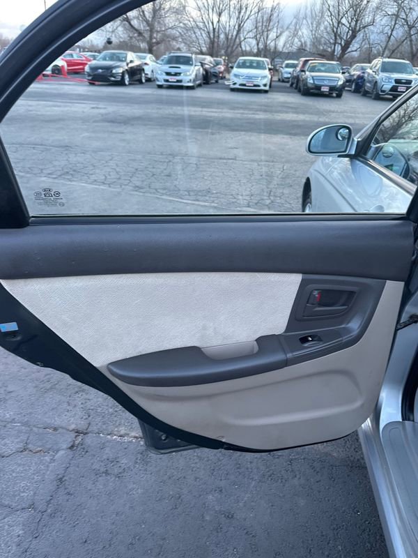 Used 2008 Kia Spectra EX image 20