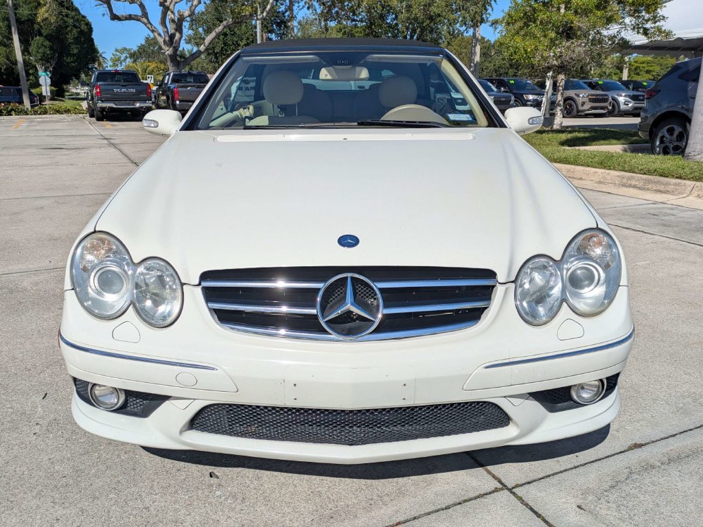 Used 2009 Mercedes-Benz CLK 550 Cabriolet w/ Premium II Pkg image 8
