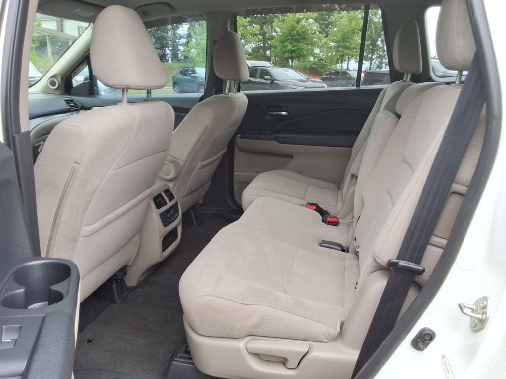 Used 2016 Honda Pilot EX image 11